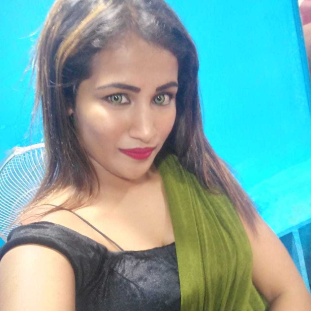 www.nayraescorts.com